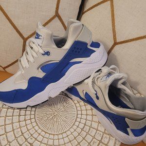 NIke Air Huarache Run DNA